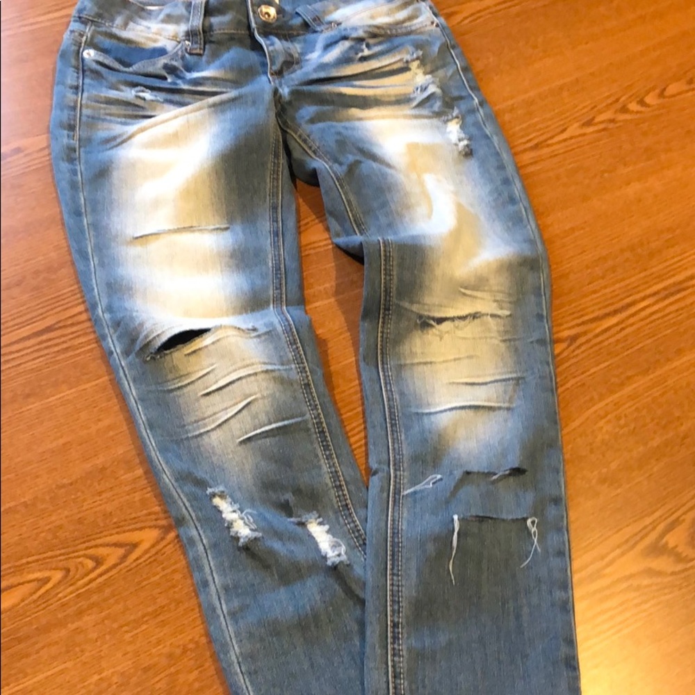 𝓓𝓸𝓛𝓛𝓱𝓸𝓾𝓢𝓮 𝓭𝓲𝓢𝓽𝓻𝓮𝓢𝓢𝓮𝓭 𝓢𝓴𝓲𝓷𝓷𝔂 𝓳𝓮𝓪𝓷𝓢 𝓢𝓲𝔃𝓮 3 - Picture 3 of 7